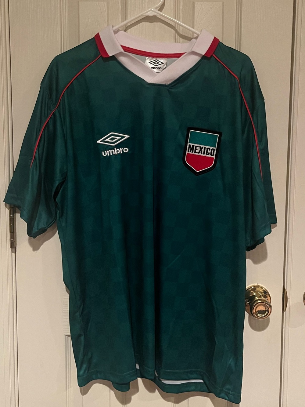 BRAND NEW Umbro Mexico Football Jersey